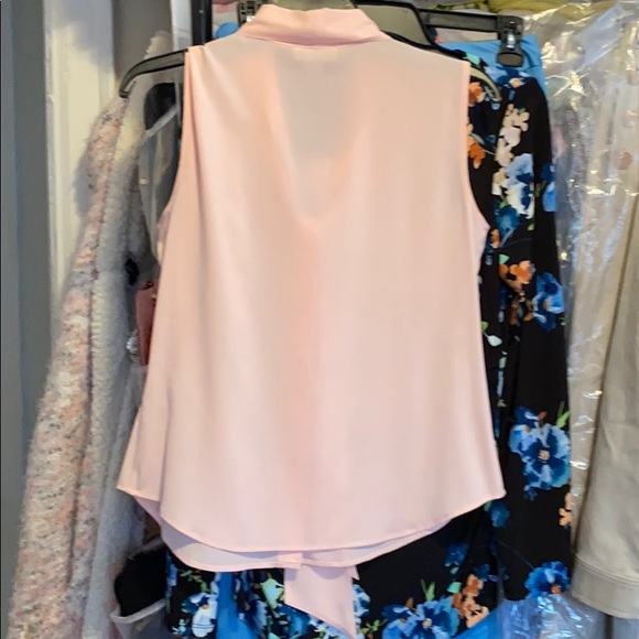 Elegant top - Picture 4 of 4